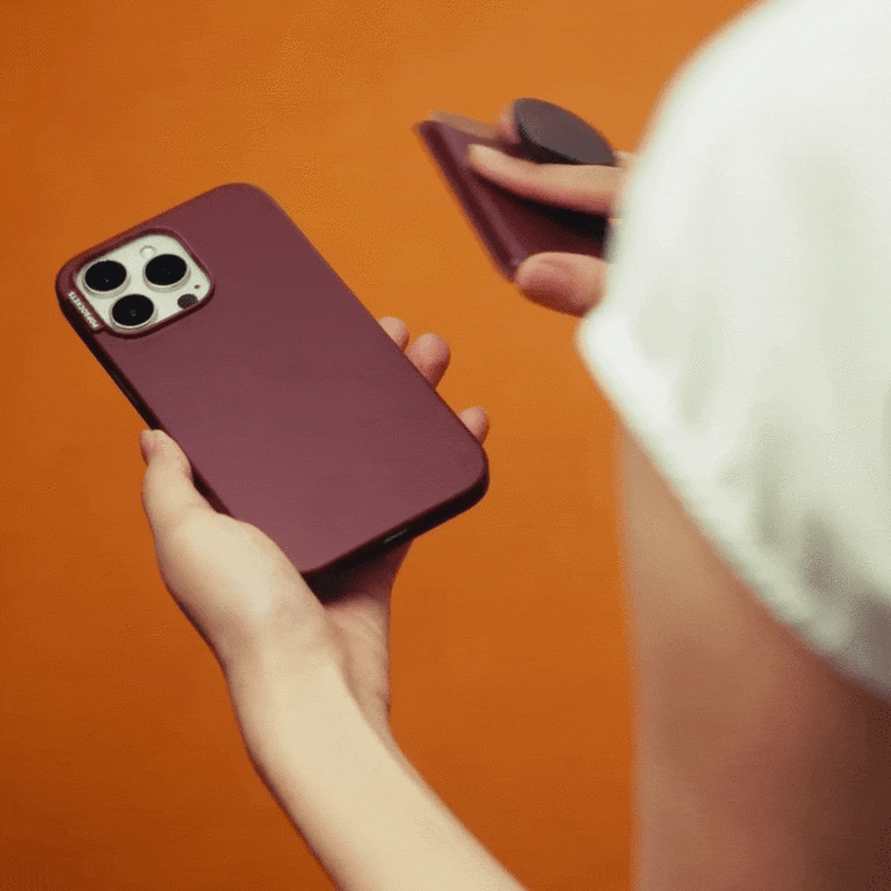 Aluminum Oxblood — Softgoods PopWallet+ for MagSafe image number 2